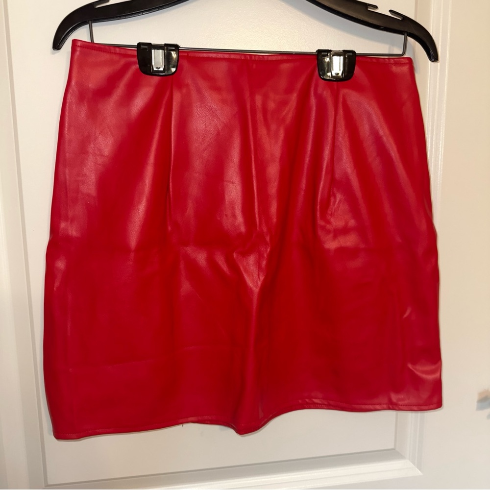 SHEIN Red Faux Leather Pencil Skirt - Picture 6 of 14